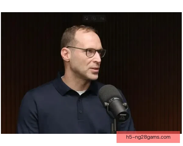 切赫博士多语通晓穆帅善治竞争